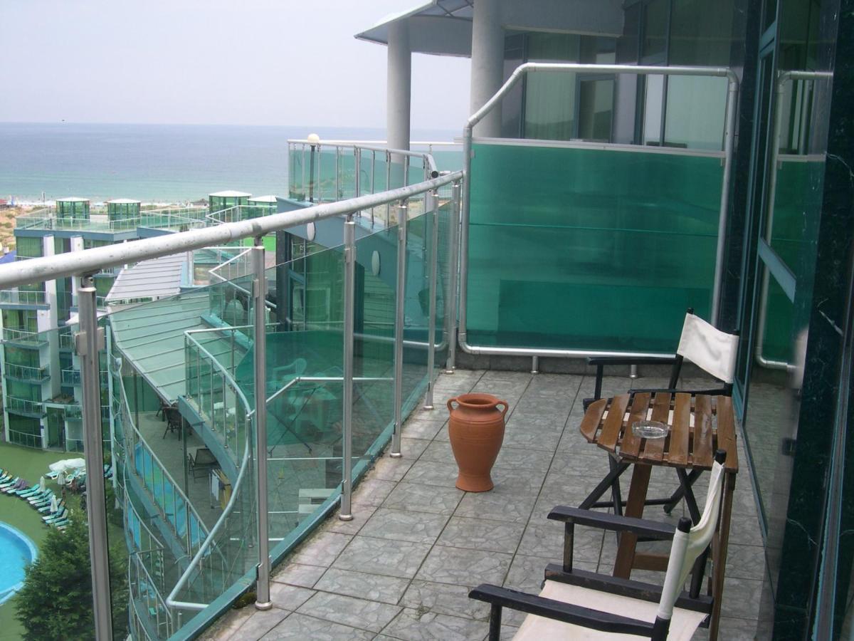 802, Spacy Apm With Sea View. Primorsko Buitenkant foto